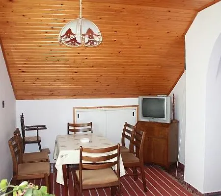 Apartment Miklai Haz *